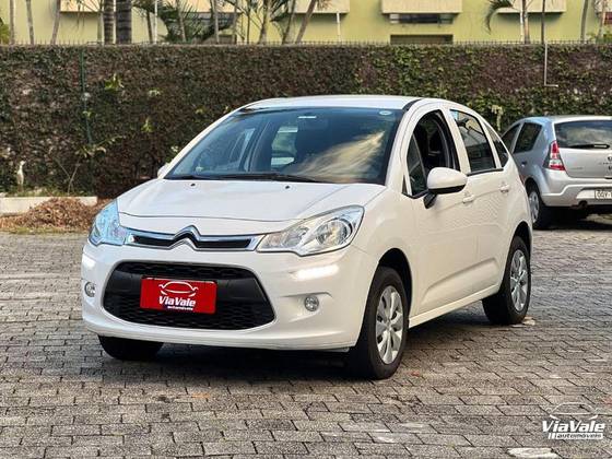 CITROËN C3 1.2 PURE TECH FLEX ATTRACTION MANUAL